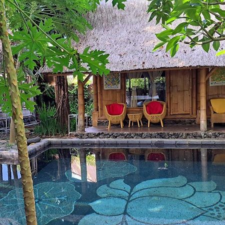Omunity Bali Hotel Singaraja  Exterior photo